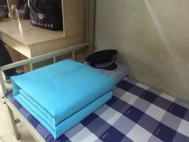 這個(gè)學(xué)校的男生宿舍火了！女同學(xué)都喊著要嫁