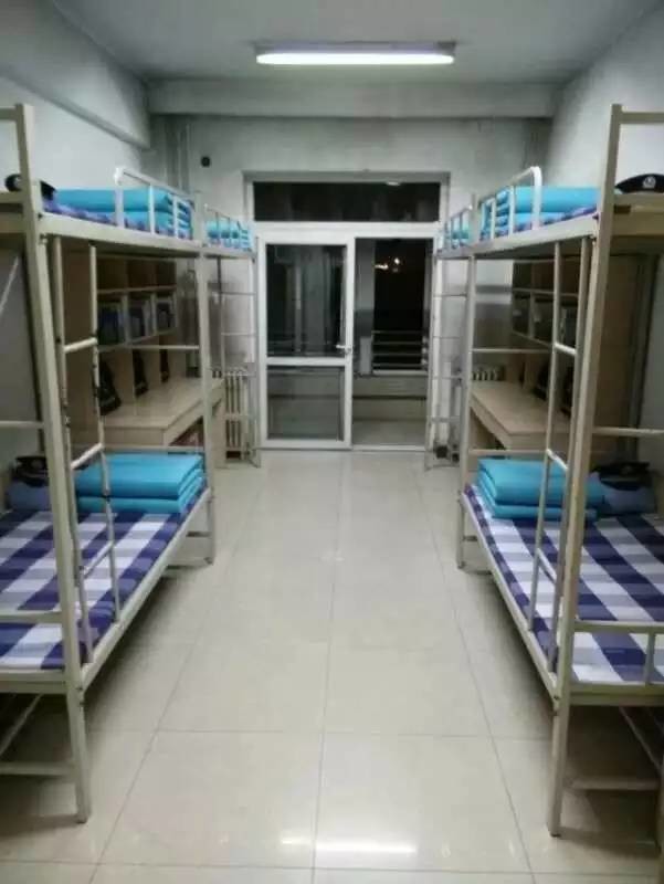 這個(gè)學(xué)校的男生宿舍火了！女同學(xué)都喊著要嫁