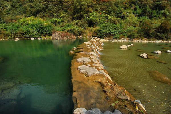 云臺(tái)山暑假期間對18歲以下學(xué)生免門票 云臺(tái)山暑假期間對18歲以下學(xué)生免門票