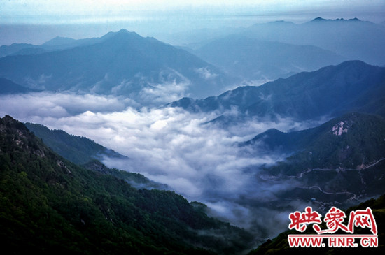 美不勝收 爬山、游園、賞奇觀（組圖）