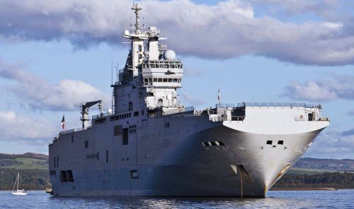 俄羅斯向法國購買西北風級兩棲攻擊艦。