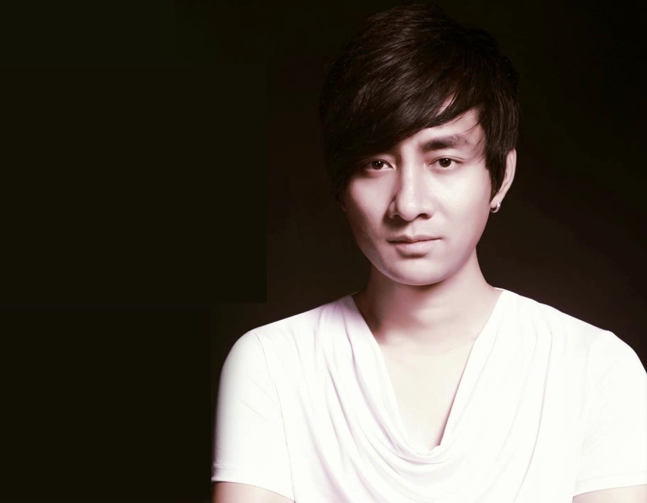 中國布鞋產(chǎn)業(yè)之都偃師助力田華演唱會(huì)