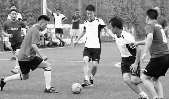 三場小組賽三戰(zhàn)全勝，我們只看到了開頭，沒猜中結(jié)尾