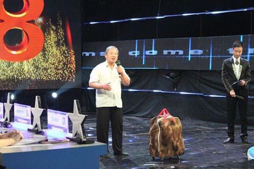 年近七旬創(chuàng)業(yè)老伯，這種創(chuàng)業(yè)精神你感動了嗎？