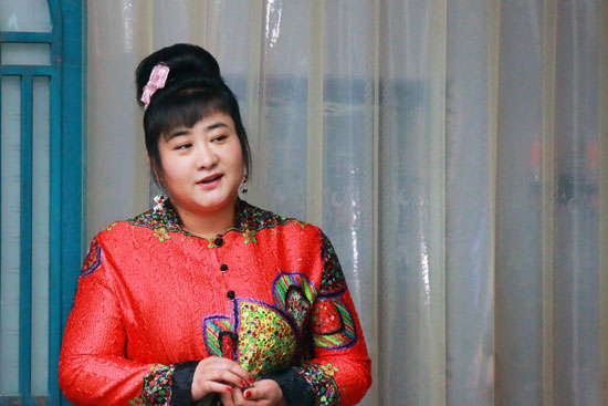 主持人香香在電視劇《嘿，真不是鬧著玩的》飾演大白鵝