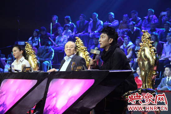 李玲玉、楊洪基、林依輪三位明星評(píng)委