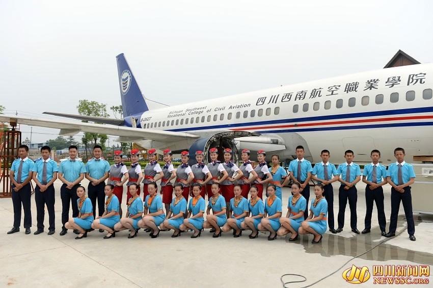 四川高?，F(xiàn)20對(duì)雙胞胎 均是準(zhǔn)空少空姐