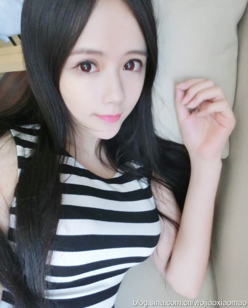 湖大21歲?；ㄇ巴购舐N無(wú)懼走光